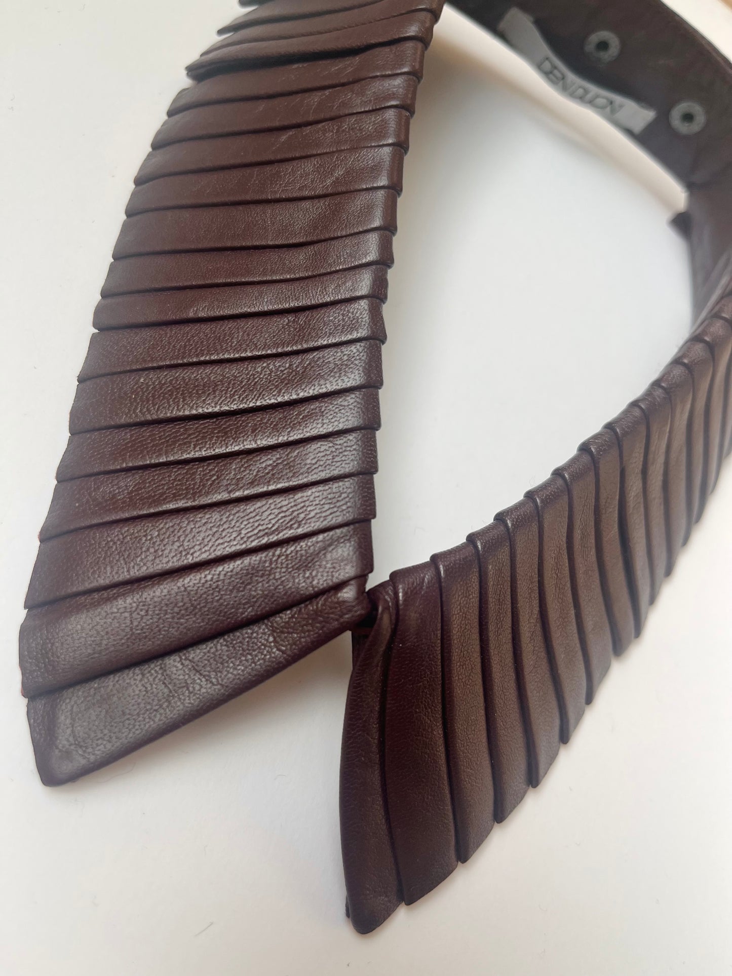 Piero Leather Collar Chestnut