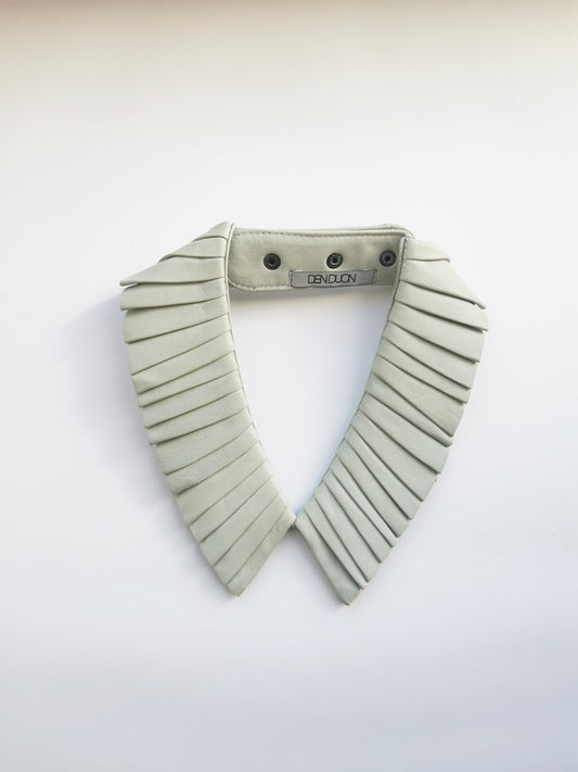 Denduon leather collar in meadow mist green on white background